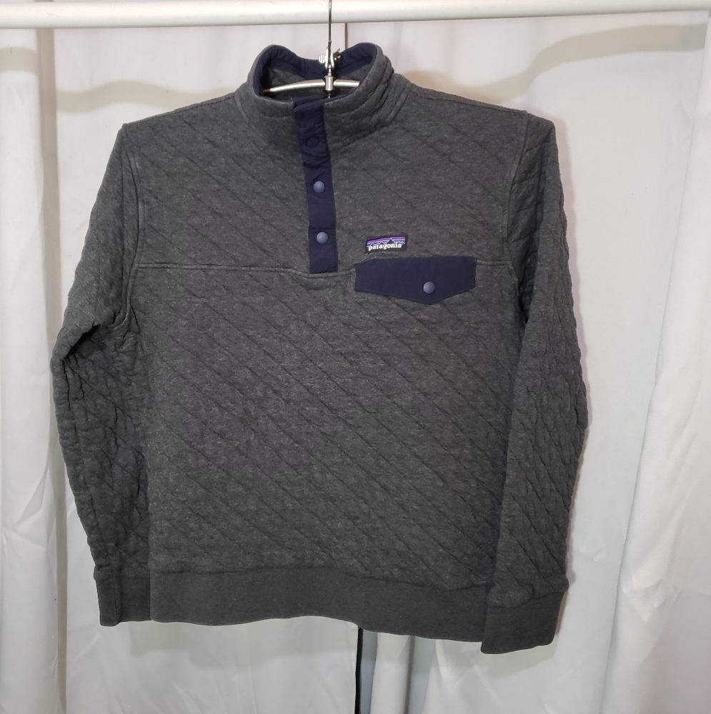 Patagonia Gray Quilted Pullover